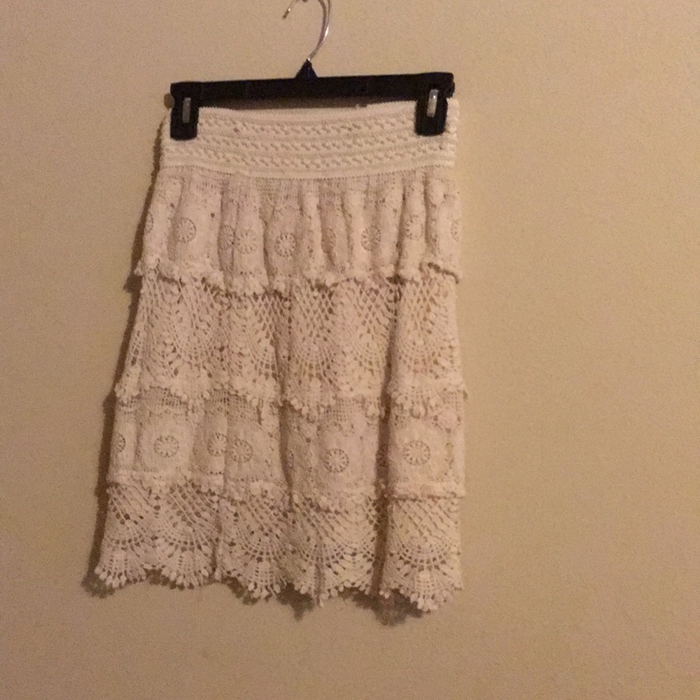 Lace skirt